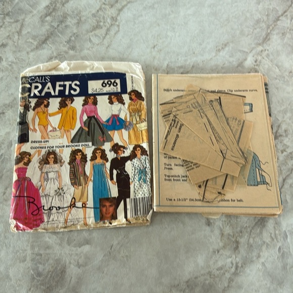 McCall's VINTAGE BROOKE SHIELD SEWING PATTERNS 9316 696  9283 BARBIE CLOTHES - Picture 11 of 11